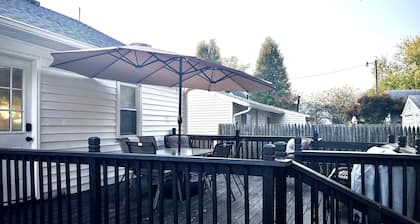 Pet-Friendly 2BR- Near Beach, Bases, & Hospitals