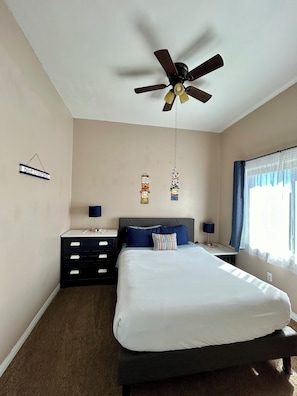 2 bedrooms, iron/ironing board, travel cot, WiFi - New Listing- Monument View Guesthouse; Rural Fruita Biking Retreat! (Fruita)