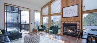 Deer Haven Lodge w/ Sunset Views