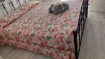 1 Schlafzimmer, WLAN, BettwÀsche