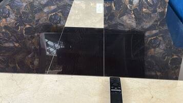 Dormitorio compartido básico | Baño