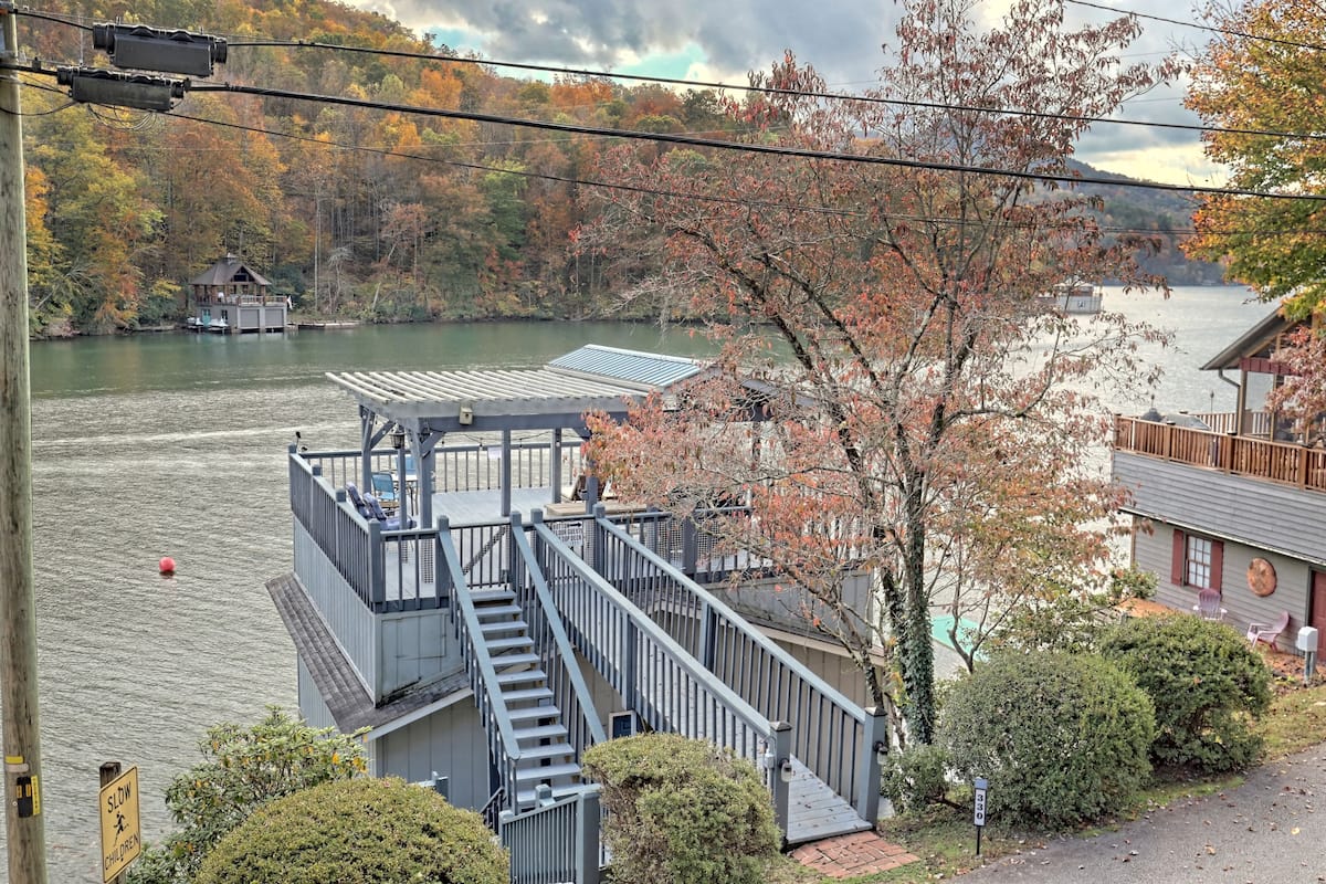 Family House, 3 Bedrooms, Non Smoking, Lake View | Balcony