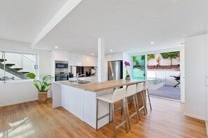 Fridge, microwave, oven, stovetop - Beachside Family Home, Sunrise Beach (Sunrise Beach)