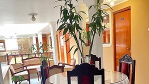 32 吋智能電視連有線電視頻道