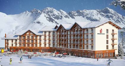 New Gudauri Smart Apartment Loft1, #344. 2 min. walk to Gondola