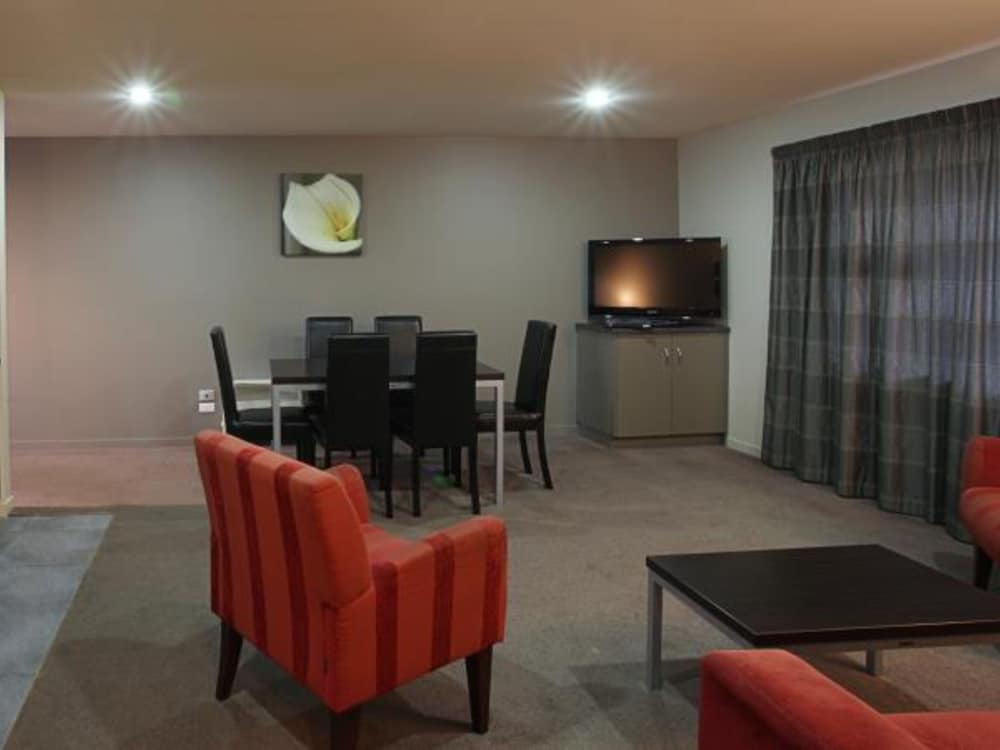 388 Tay Motel by null