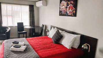 Comfort Room, 1 Bedroom, Accessible | Iron/ironing board, WiFi (free), individually furnished