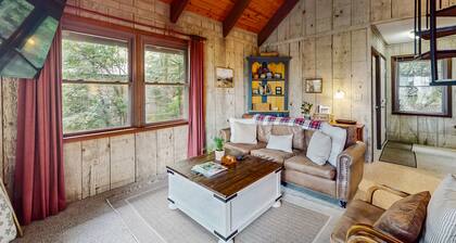 Mountain-view home near skiing with wood-burning fireplace, deck, & W/D
