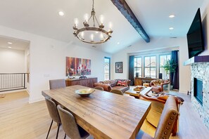 Interior - Dog-friendly home with mountain view, pool, hot tub, balcony, and gas fireplace (Mammoth Lakes)
