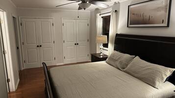 3 bedrooms, iron/ironing board, free WiFi, bed sheets