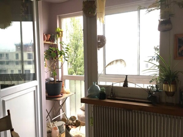 المنشأة من الداخل