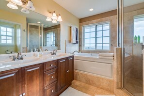 Towels - Jonestown Retreat w/ Deck: 6 Mi to Lake Travis! (Jonestown)
