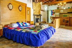 1 bedroom, bed sheets - Ciudadela el Artesano  (Carolina del Príncipe)
