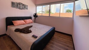 Deluxe Room, Women only, Non Smoking, City View - Casa Pandora (San José)