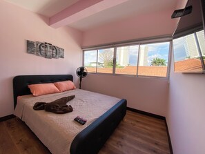 Deluxe Room, Women only, Non Smoking, City View | Memory foam beds, desk, laptop workspace, blackout drapes - Casa Pandora (San José)
