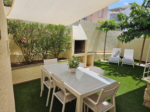 Outdoor dining - Casa Sebastian (L'Escala)