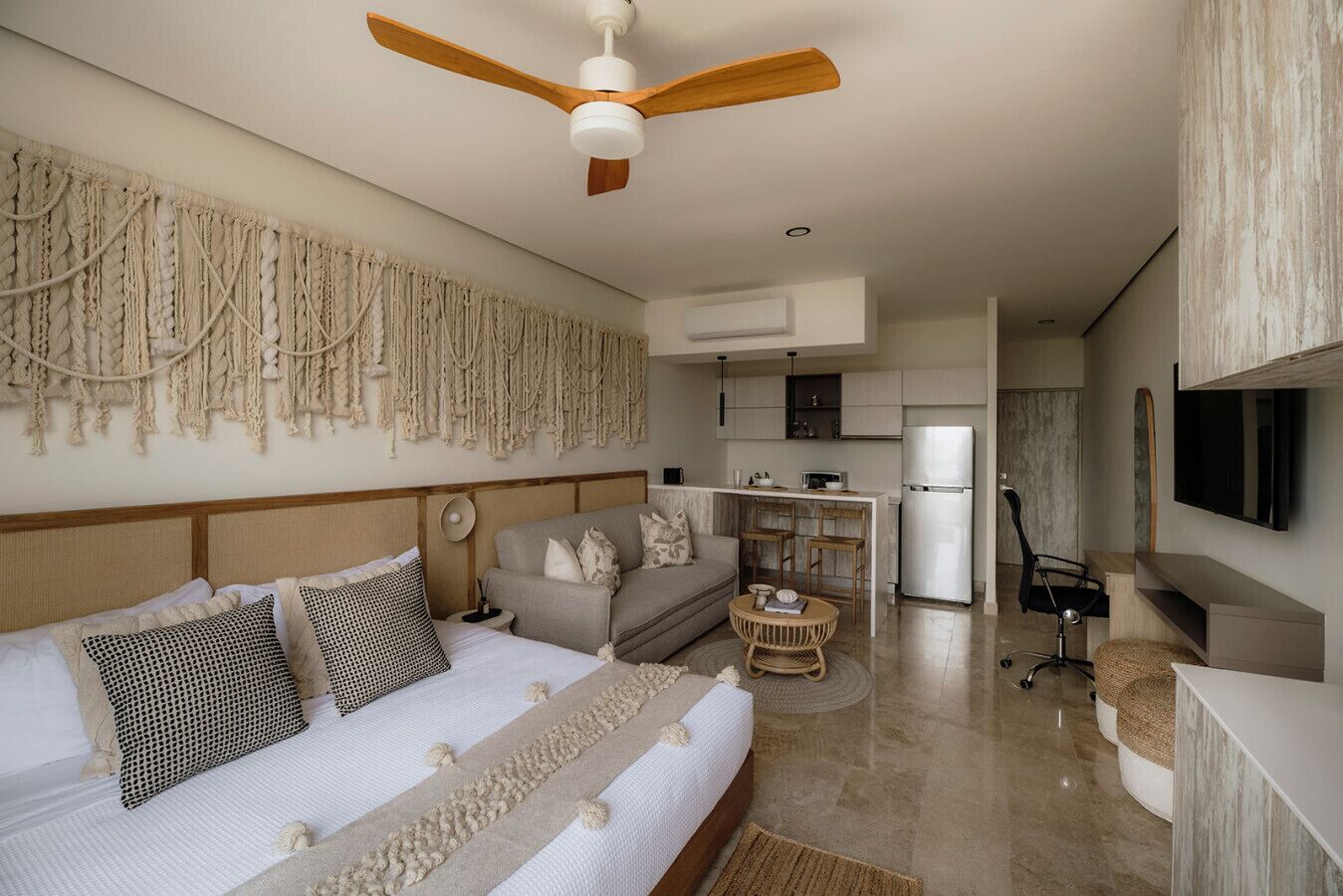 1 bedroom, in-room safe, iron/ironing board, travel cot