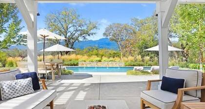 *NEW* Moon Mountain Family Retreat w/ Pool and Views - Plus Wine Passport