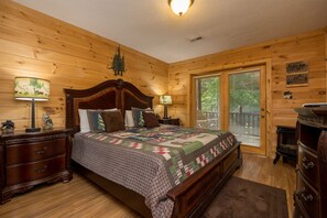 5 sovrum, strykjärn/strykbräda, gratis wi-fi och sängkläder