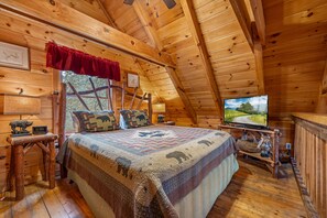 1 bedroom, iron/ironing board, free WiFi, bed sheets - Cozy*Romantic*Hot tub*In-room Jacuzzi*Close to Pigeon Forge (SEVIERVILLE)
