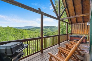 Property grounds - Resort*Game Room*King Suites*Close to Pigeon Forge*Views (PIGEON FORGE)