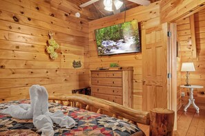 3 dormitorios, tabla de planchar con plancha, wifi gratis y ropa de cama