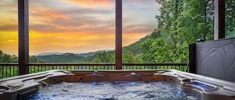 مغطس سبا خارجي