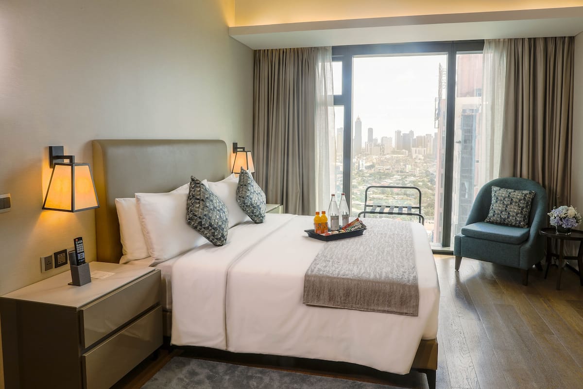 Camera Executive, 1 letto king (One Bedroom Executive Suite) | Con stile personalizzato, con arredamento individuale, una scrivania