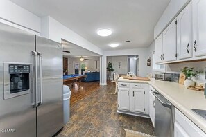 Interior - House in Gatlinburg*Private Outdoor Pool*Fire Pit*Pool Table (GATLINBURG)