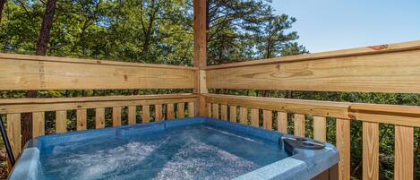 Tina de hidromasaje al aire libre