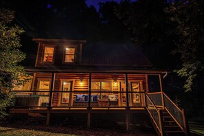 Exterior - Easy Access Roads*Dog Friendly*Wifi/Smart TVs*Hot Tubs (GATLINBURG)