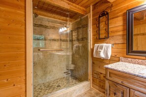 Douche, serviettes fournies