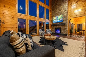 Smart-TV, peis, videospill og DVD-spiller