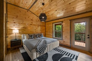 4 habitaciones, escritorio, tabla de planchar con plancha y wifi gratis 