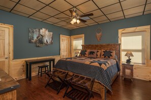 3 bedrooms, iron/ironing board, free WiFi, bed sheets - Modern Cabin with Fireplace and Game Room (PIGEON FORGE)