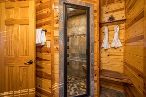 Sauna - Luxury Cabin with Mountain Views and Amenities (GATLINBURG)