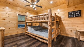 5 bedrooms, iron/ironing board, free WiFi, bed sheets - Hillbilly Hideaway: A Modern Farmhouse! (PIGEON FORGE)