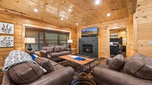 Smart TV, chimenea, videojuegos, futbolito