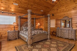 2 bedrooms, iron/ironing board, free WiFi, bed sheets - Shouting For Mountain Views (SEVIERVILLE)