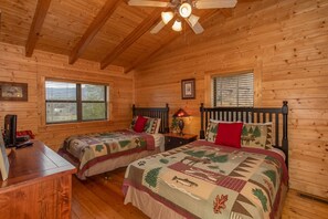 2 Schlafzimmer, BĂŒgeleisen/BĂŒgelbrett, kostenloses WLAN, BettwĂ€sche