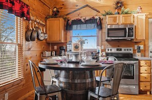 Fridge, microwave, oven, stovetop - Relax And Enjoy The Incredible View From Here (GATLINBURG)