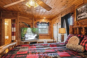 1 bedroom, iron/ironing board, free WiFi, bed sheets - Relax And Enjoy The Incredible View From Here (GATLINBURG)