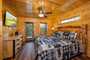 2 bedrooms, iron/ironing board, free WiFi, bed sheets - Mountain Views And Indoor Pools (GATLINBURG)