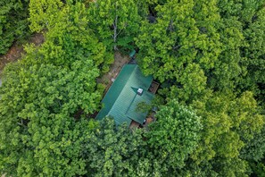 Exterior - Resort Setting*Cozy*Romantic*Stunning Views (SEVIERVILLE)