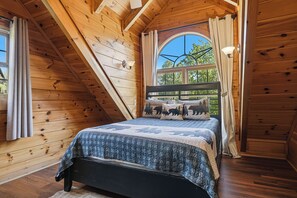 3 bedrooms, iron/ironing board, free WiFi, bed sheets - A Breath Of Fresh Air No Matter The Weather (PIGEON FORGE)