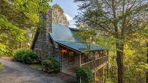 Exterior - Freedom Rings Where Mountains Sing (SEVIERVILLE)