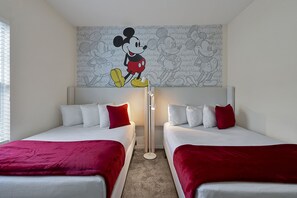 3 soveværelser, skrivebord, strygejern/strygebræt, weekendseng