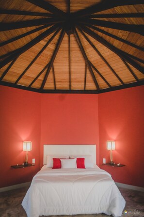 5 bedrooms, travel cot, free WiFi, bed sheets