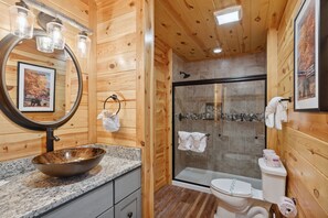 Douche, serviettes fournies