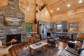 スマートテレビ、暖炉、テレビゲーム